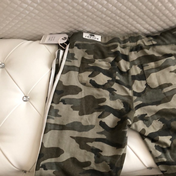 Sweat pants - Picture 3 of 6